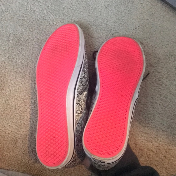 Patterned vans - Picture 4 of 7